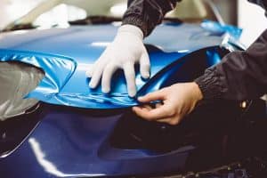 Auto wird foliert