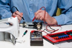 Reparatur eines Handmixers